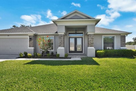 Casa en alquiler en Eagle Lake, Florida, 4 dormitorios, 206.61 m2 № 1733238 - foto 1