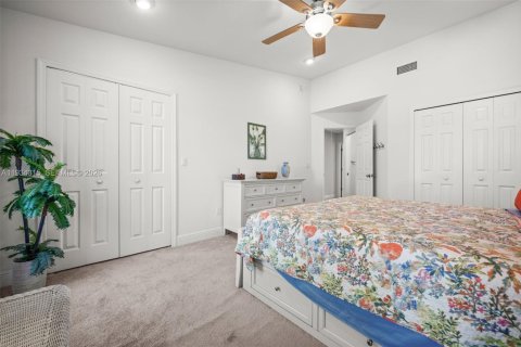 Copropriété à vendre à Cape Coral, Floride: 2 chambres, 94.3 m2 № 1995142 - photo 27