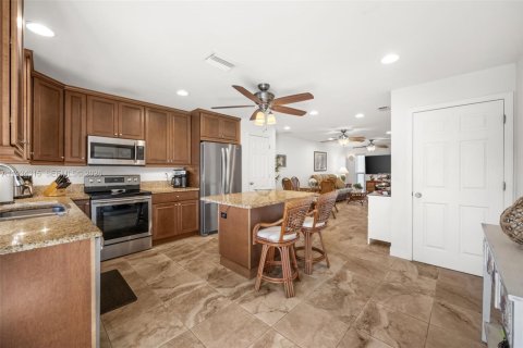 Copropriété à vendre à Cape Coral, Floride: 2 chambres, 94.3 m2 № 1995142 - photo 5