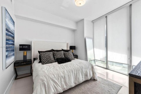 Condo in Miami, Florida, 2 bedrooms  № 2242537 - photo 13