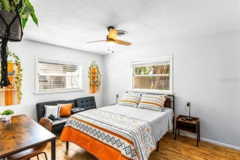 Apartamento en alquiler en Orlando, Florida, 3 dormitorios, 20.16 m2 № 565475 - foto 3