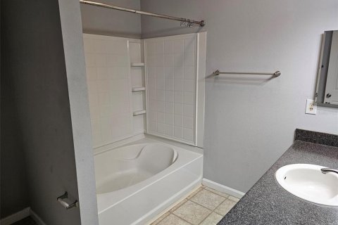 Condominio en alquiler en Bradenton, Florida, 3 dormitorios, 119.66 m2 № 2203283 - foto 17