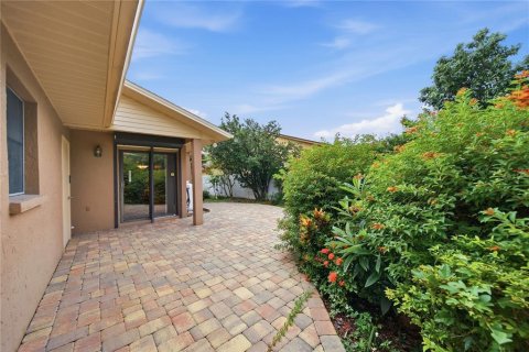 House in Tampa, Florida 3 bedrooms, 164.07 sq.m. № 2388525 - photo 28
