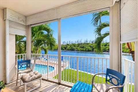 Condo à Deerfield Beach, Floride, 2 chambres № 2423456