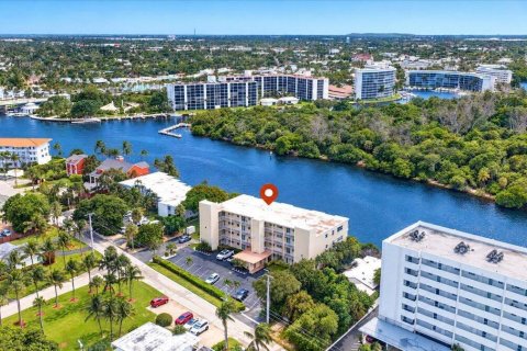 Condominio en venta en Deerfield Beach, Florida, 2 dormitorios, 88.26 m2 № 2423456 - foto 26