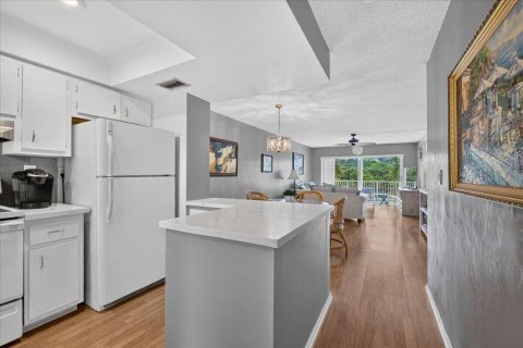Condominio en venta en Deerfield Beach, Florida, 2 dormitorios, 88.26 m2 № 2423456 - foto 2