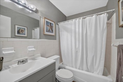 Condominio en venta en Deerfield Beach, Florida, 2 dormitorios, 88.26 m2 № 2423456 - foto 15