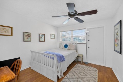 Condominio en venta en Deerfield Beach, Florida, 2 dormitorios, 88.26 m2 № 2423456 - foto 14