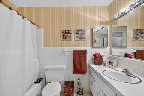 Condominio en venta en Deerfield Beach, Florida, 2 dormitorios, 88.26 m2 № 2423456 - foto 13