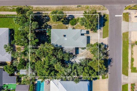 Villa ou maison à vendre à New Smyrna Beach, Floride: 2 chambres, 97.18 m2 № 2416651 - photo 5