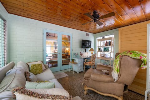 Villa ou maison à vendre à New Smyrna Beach, Floride: 2 chambres, 97.18 m2 № 2416651 - photo 20