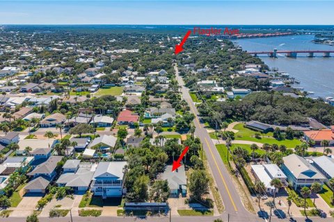 Villa ou maison à vendre à New Smyrna Beach, Floride: 2 chambres, 97.18 m2 № 2416651 - photo 9