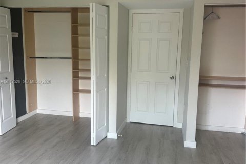 Copropriété à louer à Aventura, Floride: 1 chambre, 79.8 m2 № 2283036 - photo 10