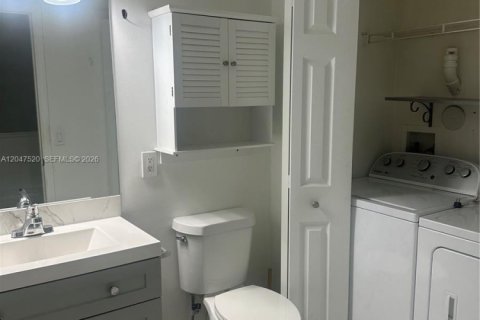 Copropriété à louer à Aventura, Floride: 1 chambre, 79.8 m2 № 2283036 - photo 12