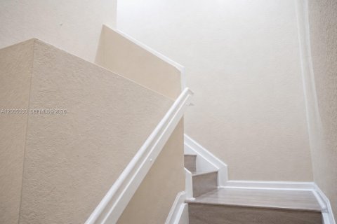 Copropriété à louer à Doral, Floride: 2 chambres, 104.14 m2 № 2153982 - photo 15