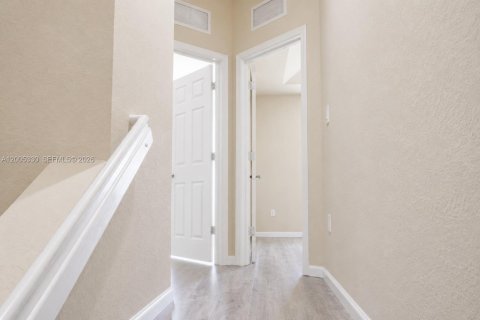 Copropriété à louer à Doral, Floride: 2 chambres, 104.14 m2 № 2153982 - photo 16