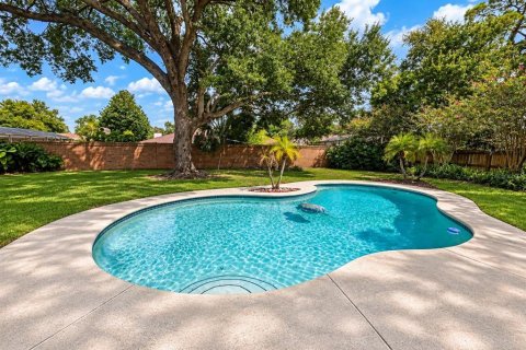 House in Orlando, Florida 4 bedrooms, 175.21 sq.m. № 2399018 - photo 4