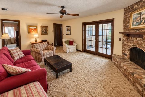 House in Orlando, Florida 4 bedrooms, 175.21 sq.m. № 2399018 - photo 11