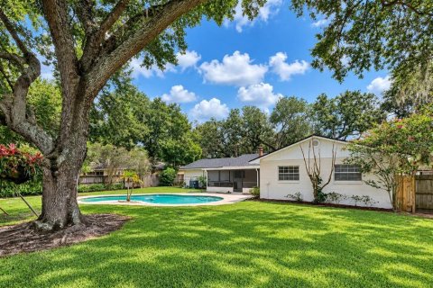 House in Orlando, Florida 4 bedrooms, 175.21 sq.m. № 2399018 - photo 3