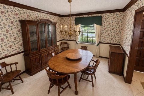 House in Orlando, Florida 4 bedrooms, 175.21 sq.m. № 2399018 - photo 9