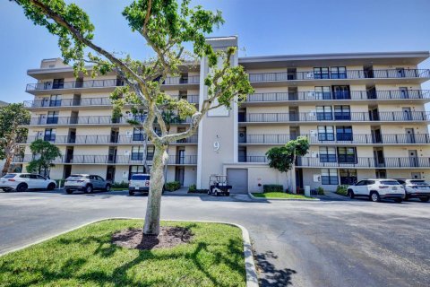 Copropriété à louer à Boca Raton, Floride: 2 chambres, 101.73 m2 № 2261834 - photo 2