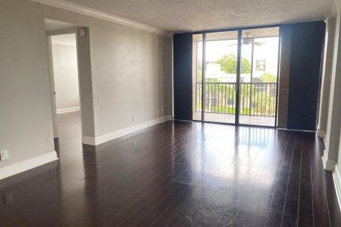 Copropriété à louer à Boca Raton, Floride: 2 chambres, 101.73 m2 № 2261834 - photo 10