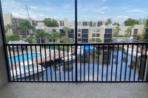 Copropriété à louer à Boca Raton, Floride: 2 chambres, 101.73 m2 № 2261834 - photo 13