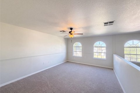House in Winter Haven, Florida 5 bedrooms, 348.94 sq.m. № 2315155 - photo 16