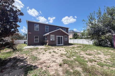 House in Winter Haven, Florida 5 bedrooms, 348.94 sq.m. № 2315155 - photo 26
