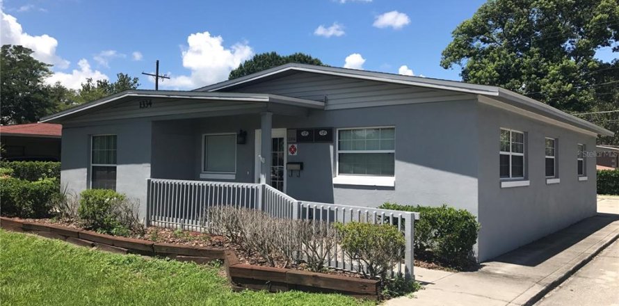 Commercial property in Orlando, Florida 118.54 sq.m. № 2224678