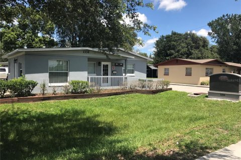 Commercial property in Orlando, Florida 118.54 sq.m. № 2224678 - photo 27