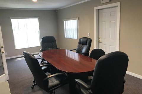Commercial property in Orlando, Florida 118.54 sq.m. № 2224678 - photo 6