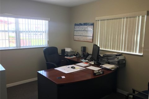 Commercial property in Orlando, Florida 118.54 sq.m. № 2224678 - photo 8