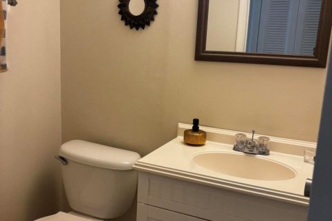 Condo in West Palm Beach, Florida, 1 bedroom  № 2378862 - photo 12