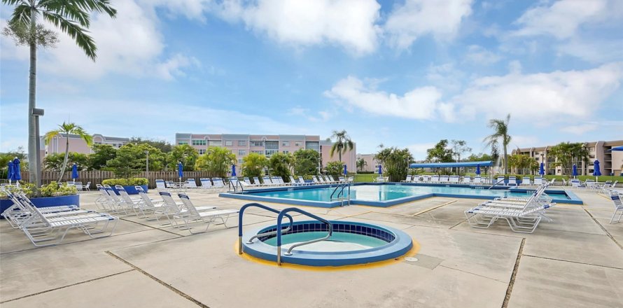 Condo in Sunrise, Florida, 2 bedrooms  № 1151446