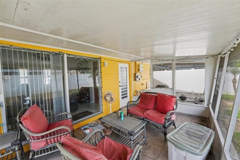 Купить виллу или дом в Семинол, Флорида 3 комнаты, 95.88м2, № 2149757 - фото 8