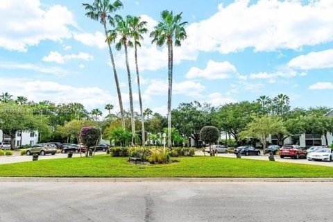 Купить кондоминиум в Порт-Сент-Луси, Флорида 2 спальни, 94.57м2, № 2016436 - фото 2