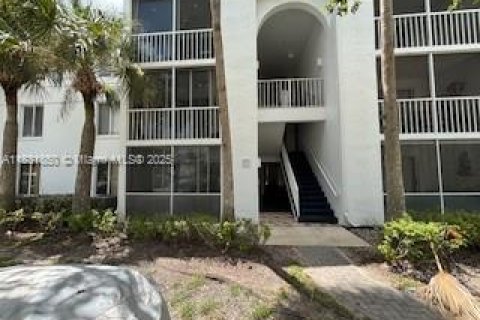 Купить кондоминиум в Порт-Сент-Луси, Флорида 2 спальни, 94.57м2, № 2016436 - фото 30