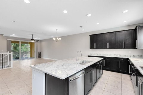Touwnhouse à vendre à Lake Mary, Floride: 3 chambres, 203.18 m2 № 1843719 - photo 10