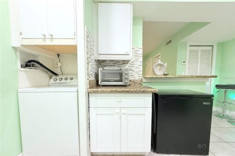 Copropriété à vendre à Tampa, Floride: 2 chambres, 67.45 m2 № 1898624 - photo 28
