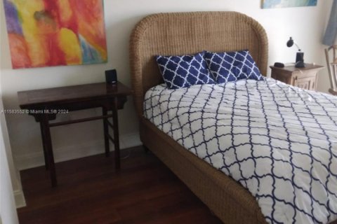 Copropriété à vendre à Coral Gables, Floride: 2 chambres, 89.19 m2 № 2034819 - photo 6