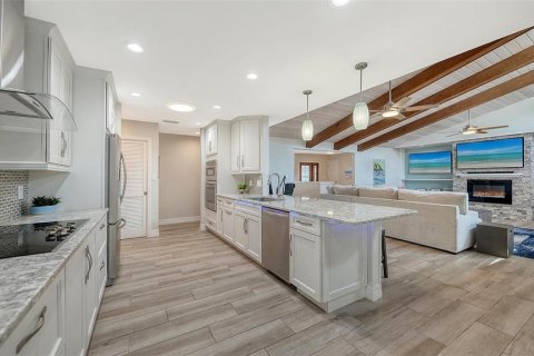 Купить виллу или дом в Сарасота, Флорида 7 комнат, 237.55м2, № 2330791 - фото 18