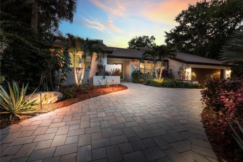 Casa en Sarasota, Florida 3 dormitorios, 237.55 m2 № 2330791