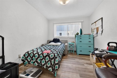 Dúplex en venta en Port Orange, Florida, 3 dormitorios, 121.14 m2 № 2148941 - foto 14
