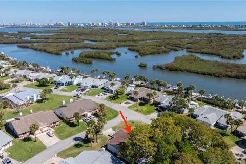 Dúplex en venta en Port Orange, Florida, 3 dormitorios, 121.14 m2 № 2148941 - foto 5