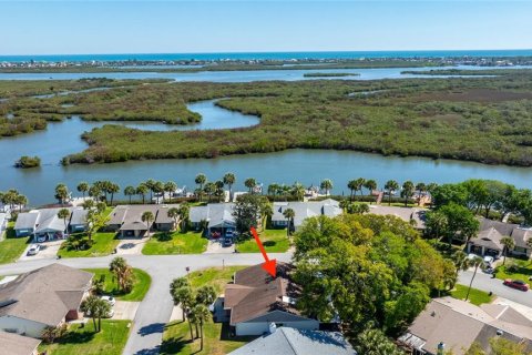 Dúplex en venta en Port Orange, Florida, 3 dormitorios, 121.14 m2 № 2148941 - foto 4