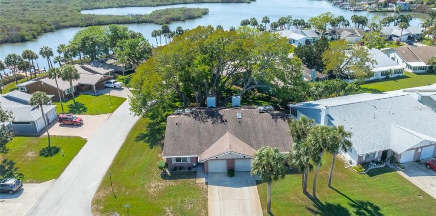 Dúplex en Port Orange, Florida 3 dormitorios, 121.14 m2 № 2148941