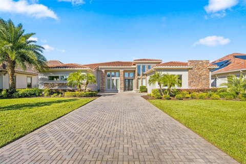 Casa en venta en Winter Garden, Florida, 7 dormitorios, 430.51 m2 № 2431873 - foto 2