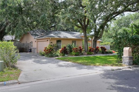 Villa ou maison à vendre à Auburndale, Floride: 4 chambres, 180.6 m2 № 1767587 - photo 2