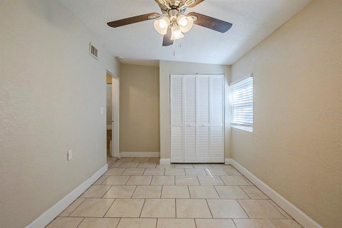 Casa en venta en Saint Petersburg, Florida, 4 dormitorios, 121.7 m2 № 1572110 - foto 21